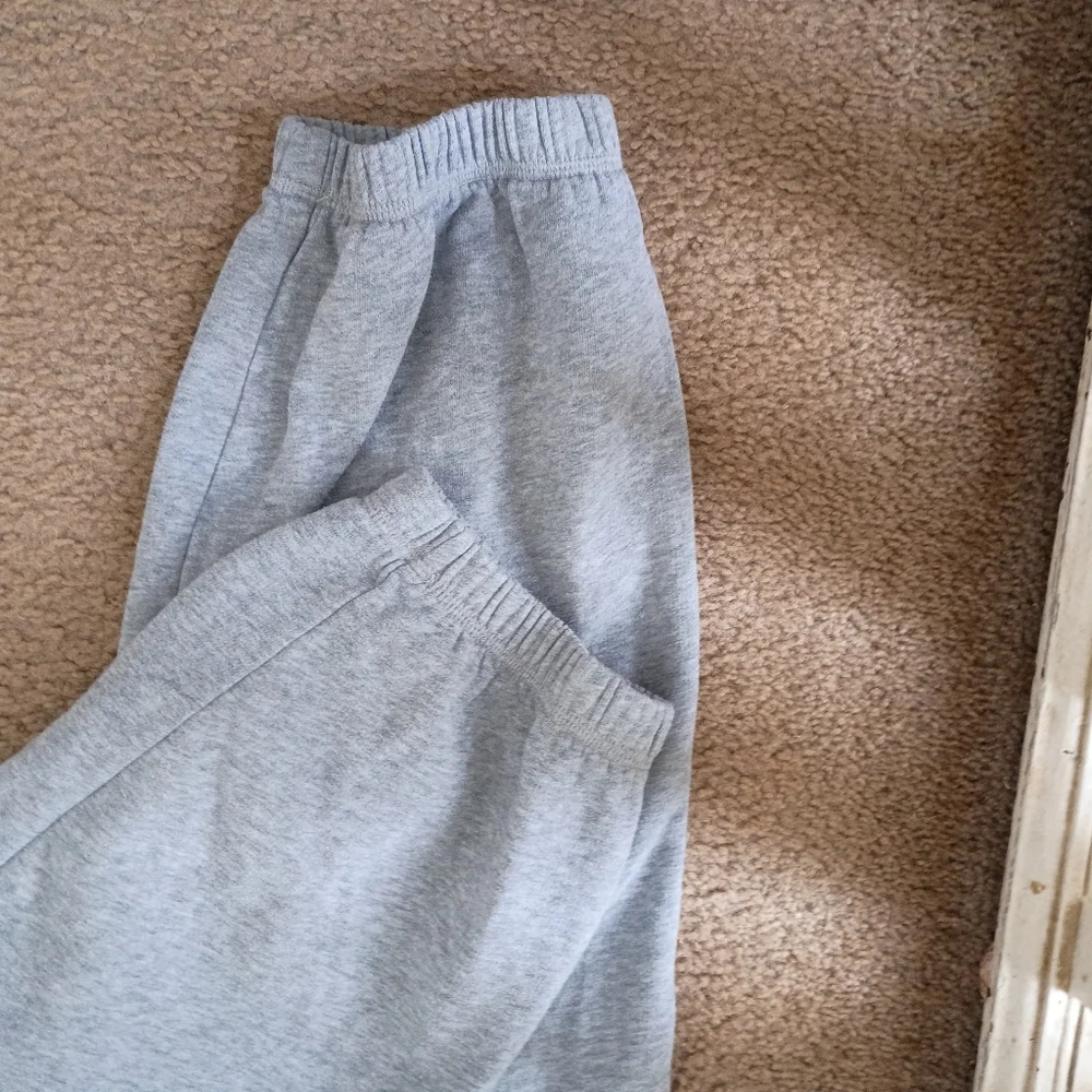 Vintage Pink Victoria Secret Cropped Sweat pants Logo Rare 2010 - Picture 4 of 10